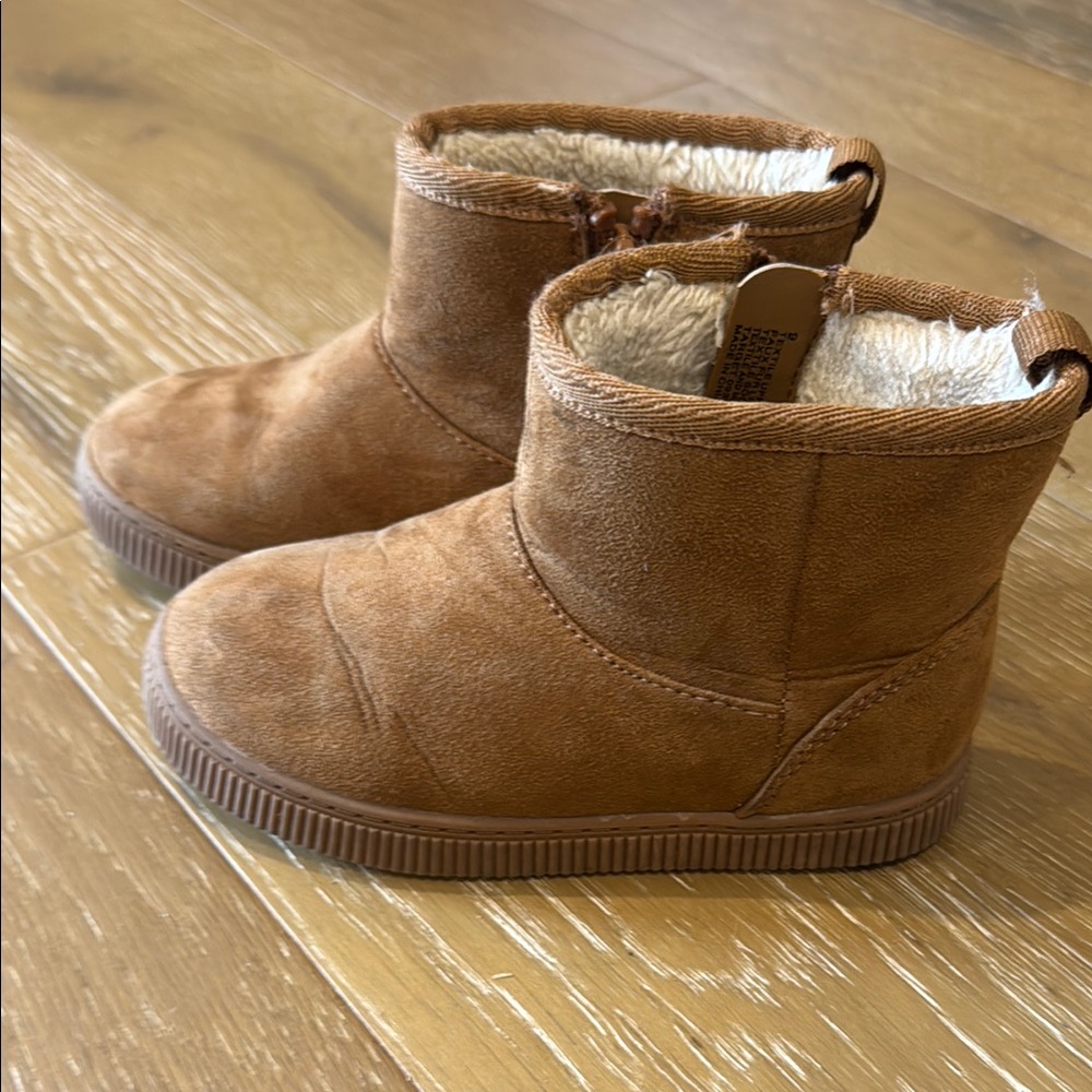 Cat & Jack lined boots